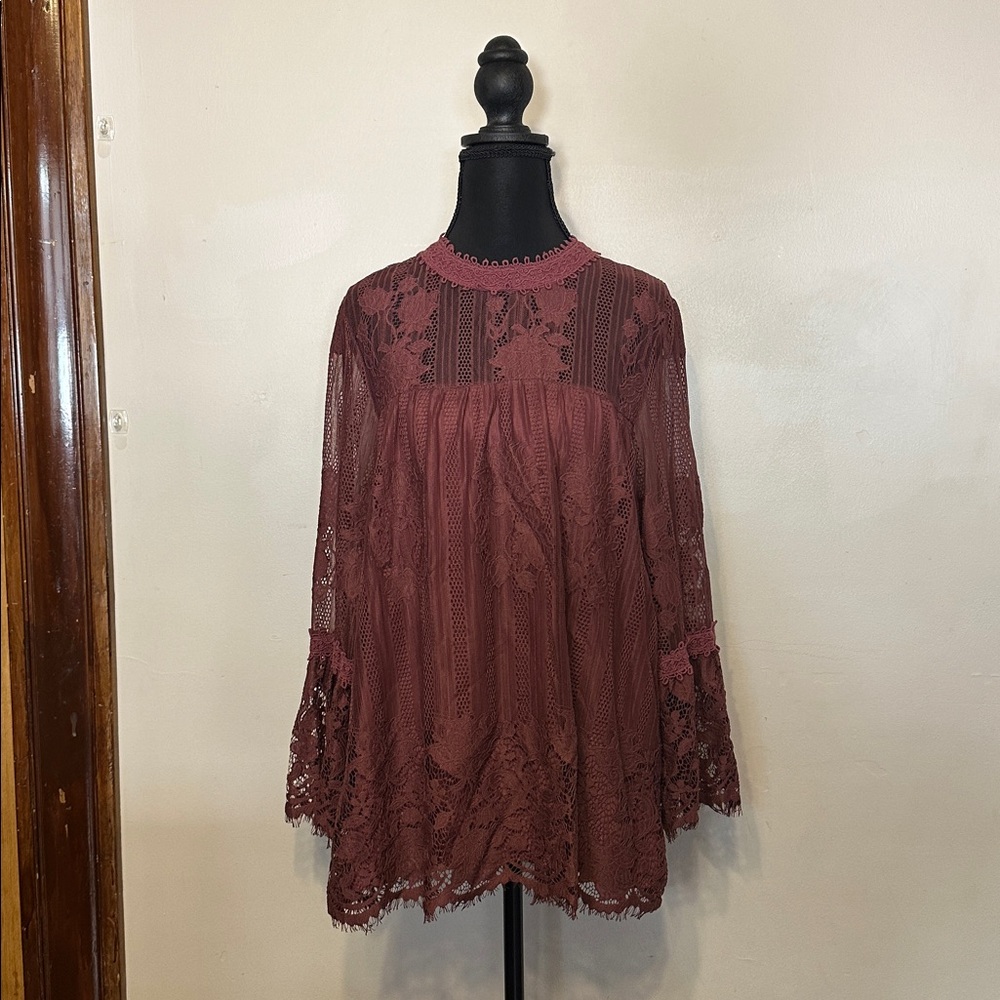 Lace Bell Sleeve blouse